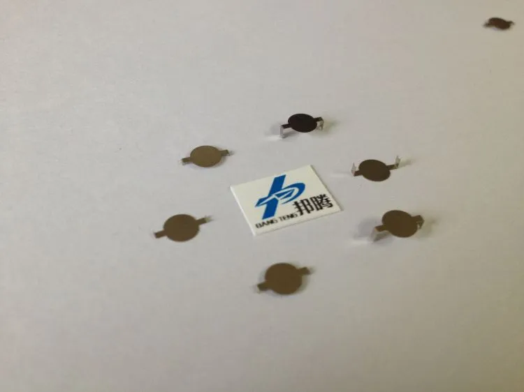 Custom Cell Battery Tabs 3V Cr2032 Lithium Cell Battery Nickel Solder Tab Lithium Battery Connector Pure Nickel Price Lithium Battery Strip