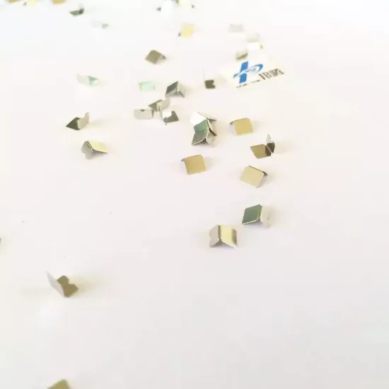 Der Lithium-Streifen-Nickel-Murni-Streifen und der Spulen-Akku-Anschluss sind mit einem Lithium-Streifen-Nickel-Murni-Anschluss ausgestattet