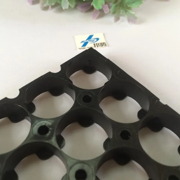 Wholesale Battery Spacer Universal Lithium 8s8p 18650 Battery Holder Plastic Cell Battery Holder Battery Storage Battery Charger Battery Storage Battery Charger