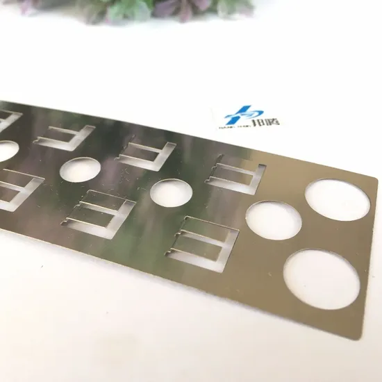 Konektor Baterai Listrik OEM yang Diproduksi 0.2mm 2s4p 18650 Konektor Busbar Nikel Baterai Lithium Konektor Strip Busbar Baterai Lithium